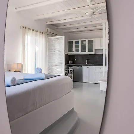 Perla - Delmar Collection