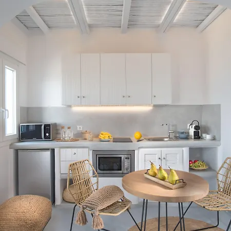 Perla - Delmar Collection