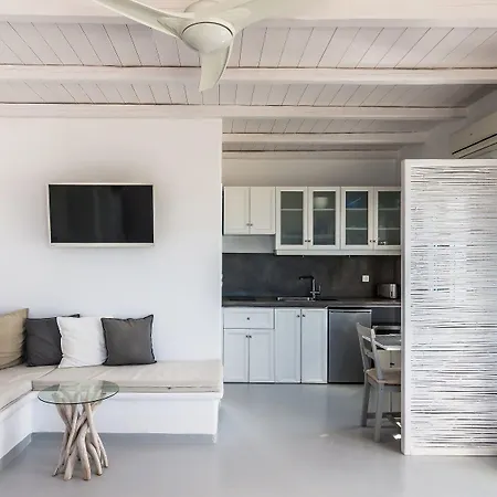 Perla - Delmar Collection Pensión 4*