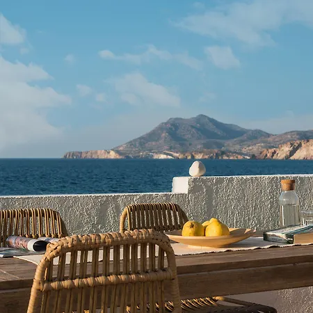 Perla - Delmar Collection