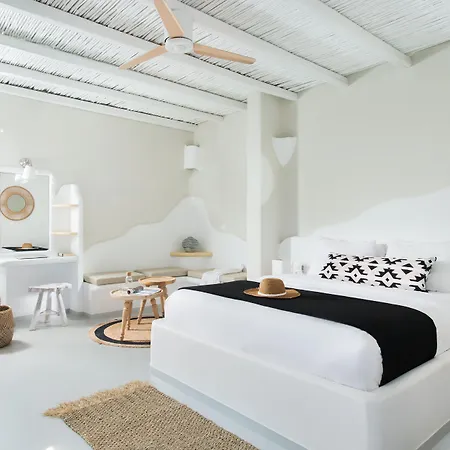 Perla - Delmar Collection Pensión 4*